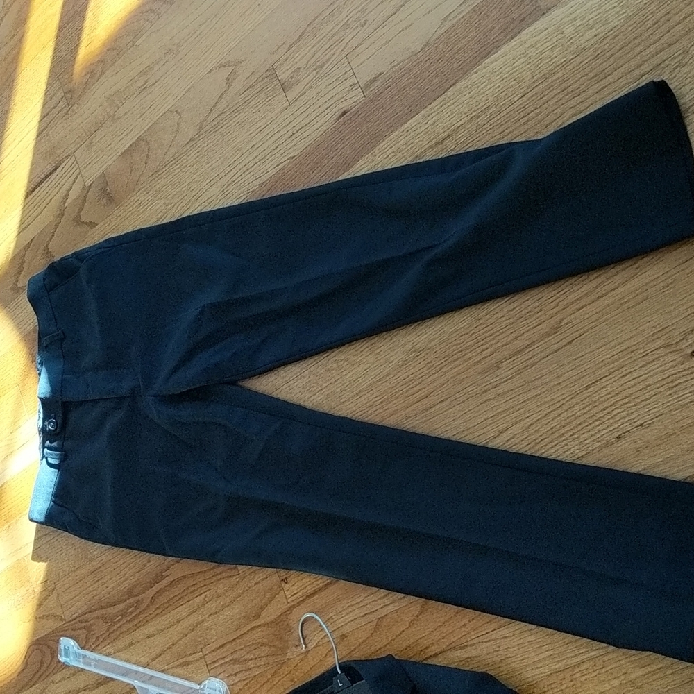 Isaac Mizrahi 2 Piece Suit - Picture 6 of 8
